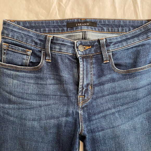 J Brand size 26 denim - Picture 2 of 3